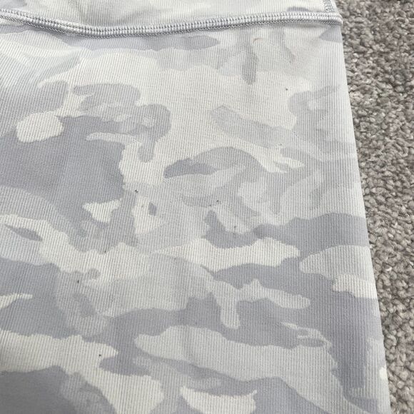 Lululemon Align Compression Biker Shorts Womens 6 Gray Camo Active Athletic Yoga - Picture 5 of 10
